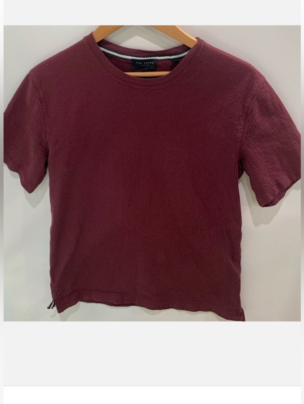 Ted Baker Short Sleeve ribbed shirt size 4 woman’s wine
